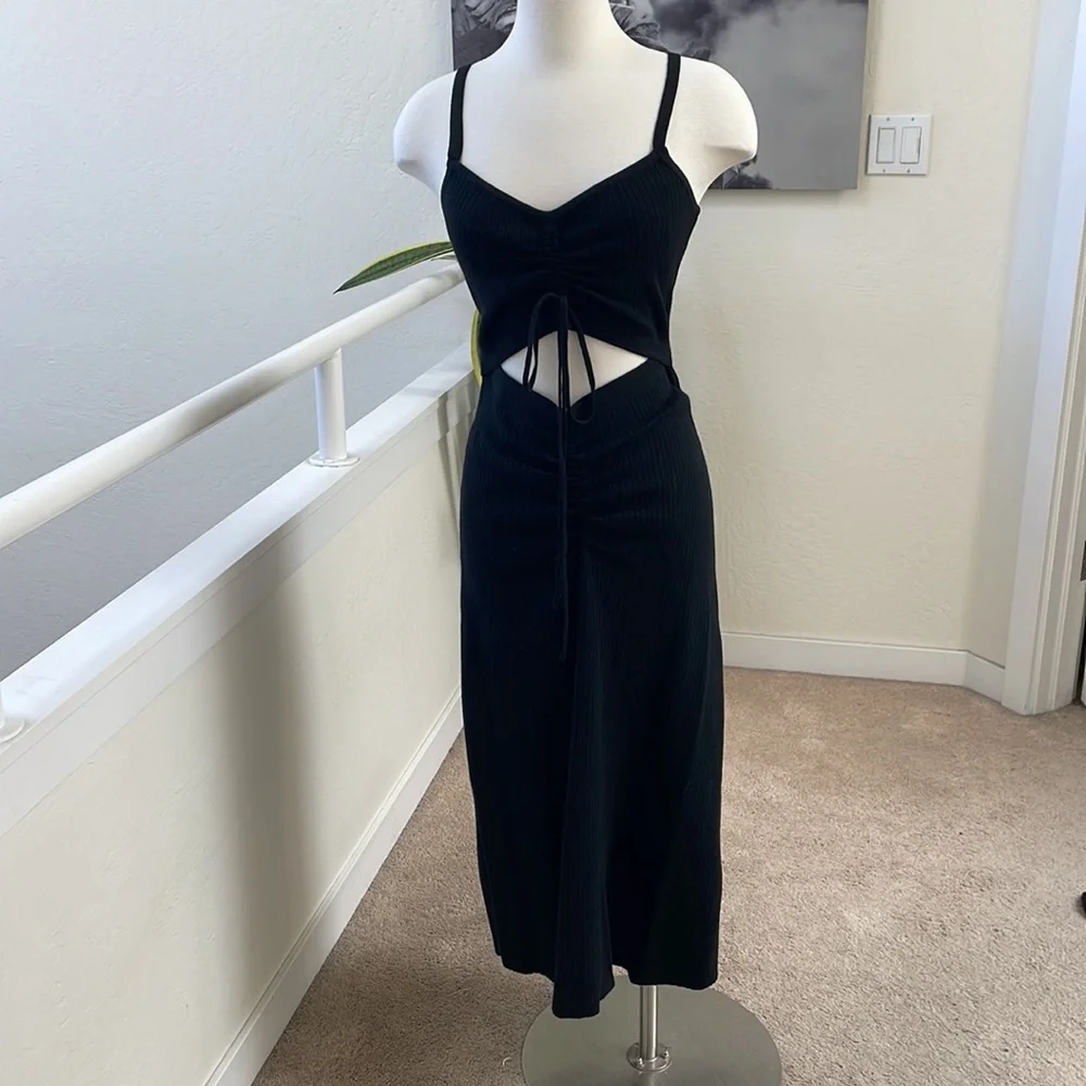 Worn Once! LUCY PARIS ‘Korii Cut Out Ribbed Knit Midi’ Dress - Picture 5 of 6